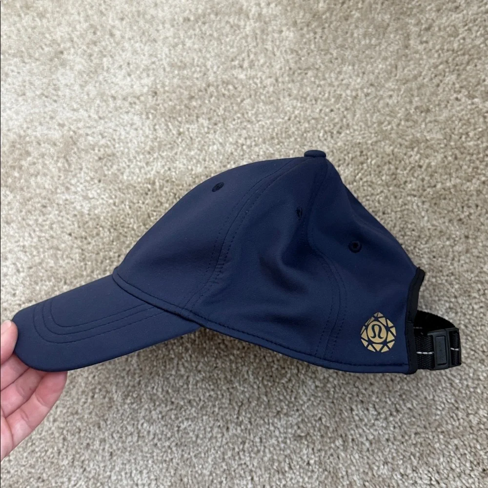 Lululemon Navy Blue Adjustable Athletic Seawheeze Runners Cap Hat